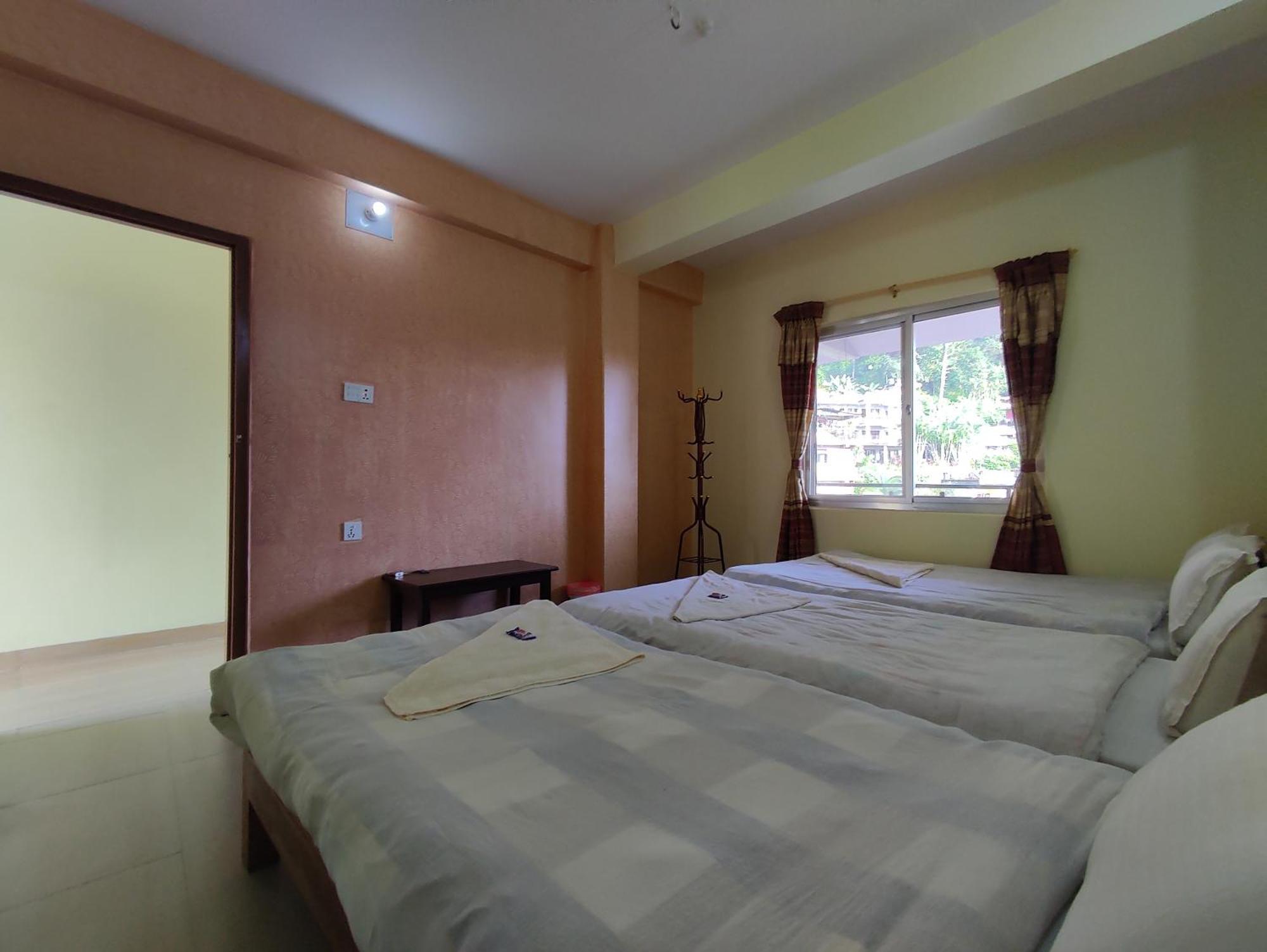 Hotel Green Hill View Pokhara Zimmer foto