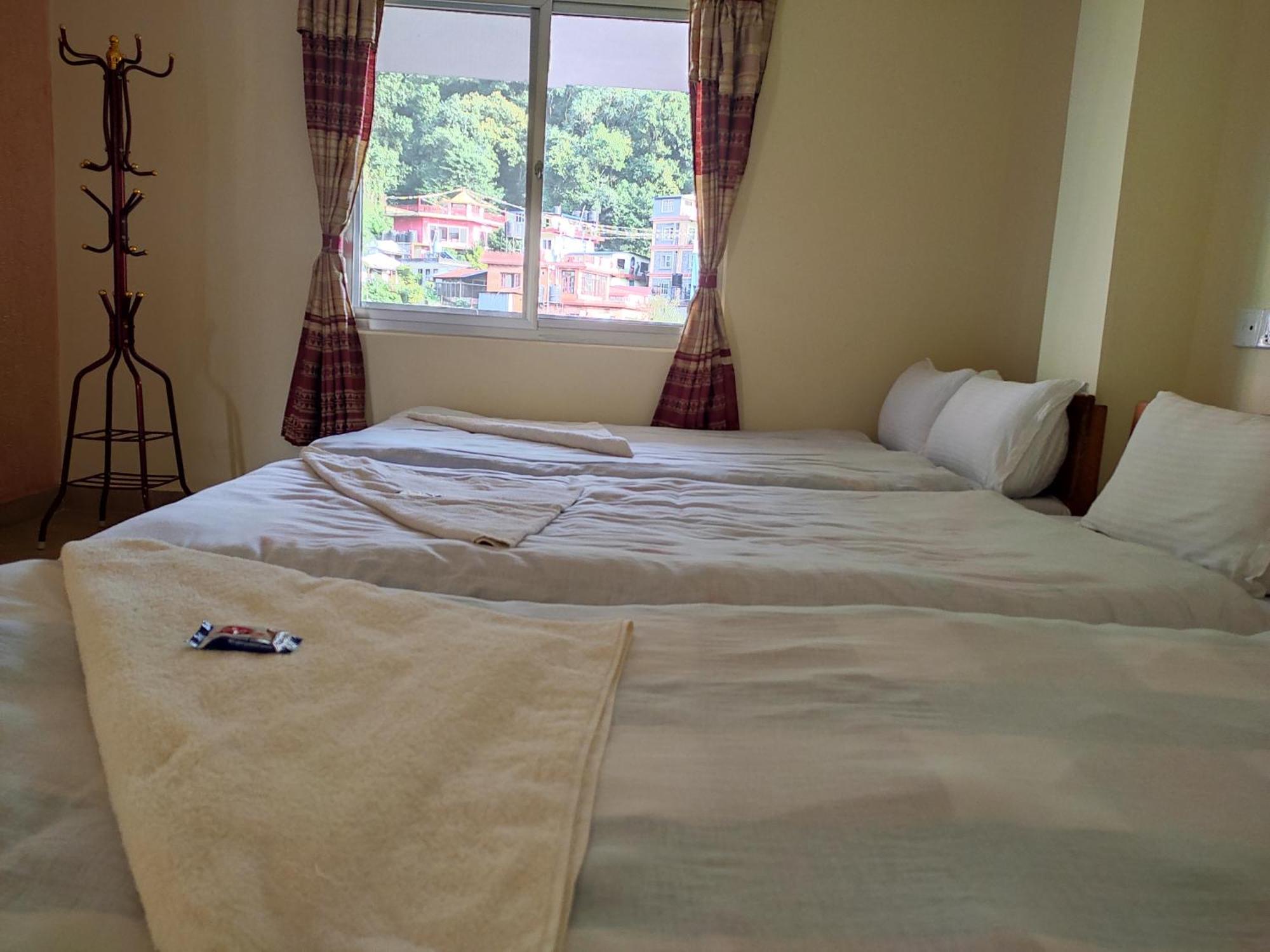 Hotel Green Hill View Pokhara Zimmer foto