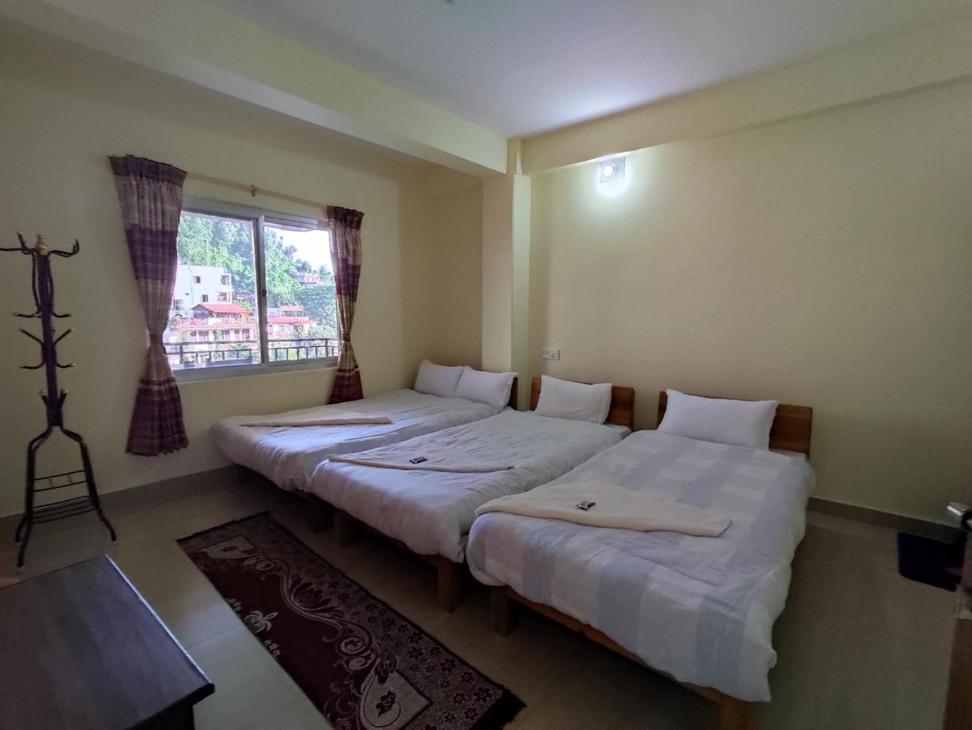 Hotel Green Hill View Pokhara Zimmer foto